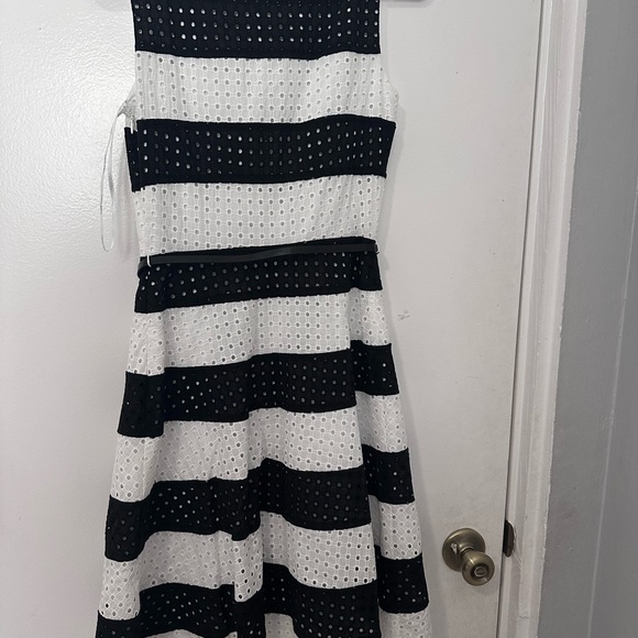 Calvin Klein Black and White Sleeveless A-Line Midi Dress - Picture 2 of 9